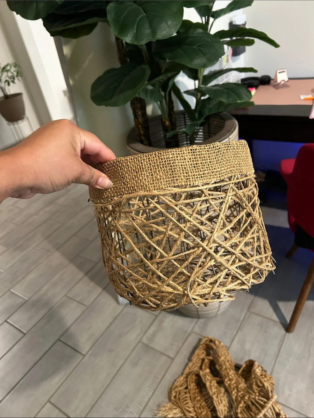 Handmade jute Macrame plant hanger